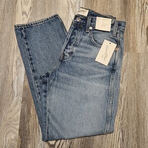 Universal Thread Light Blue Straight Jeans